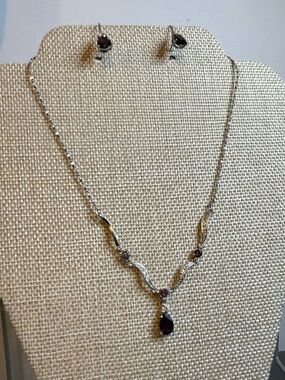 Elegant Purple Teardrop Necklace and Earrings Set